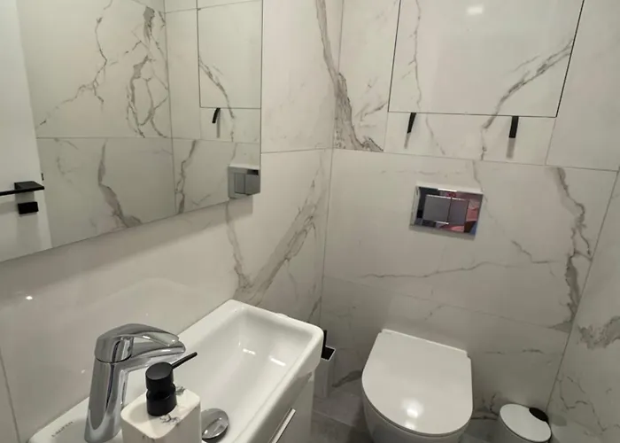 Apartament Tatry In The Center Of With View Poprad