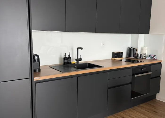 Apartament Tatry In The Center Of With View Poprad