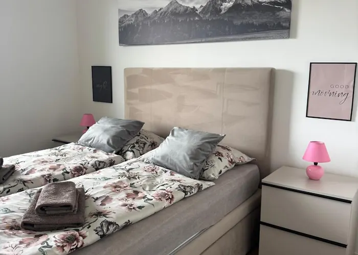 Tatry In The Center Of With View Apartmán Poprad